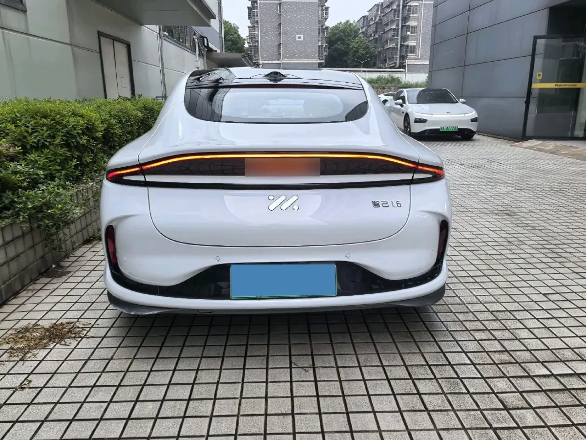2024 IM L6 BEV 75KWH,autocango,china used car exporter,china ev exporter,chinese used car exporter,chinese used ev exporter