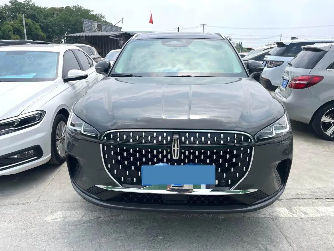2023 Lincoln Corsair 2.0T 261HP L4 8AT,autocango,china used car exporter,china ev exporter,chinese used car exporter,chinese used ev exporter