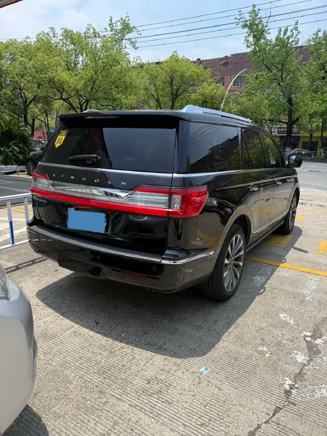 2019 Lincoln Navigator 3.5T 388HP V6 10AT,autocango,china used car exporter,china ev exporter,chinese used car exporter,chinese used ev exporter