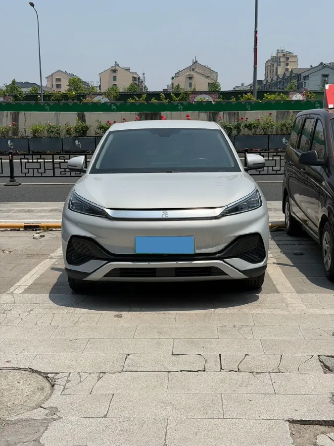 2022 Hycan Z03 BEV 64.23KWH,autocango,china used car exporter,china ev exporter,chinese used car exporter,chinese used ev exporter