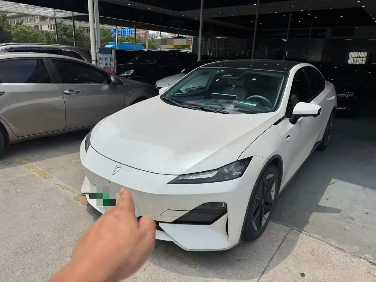 2022 DongFeng Forthing LingZhi EV BEV 68.4KWH,autocango,china used car exporter,china ev exporter,chinese used car exporter,chinese used ev exporter