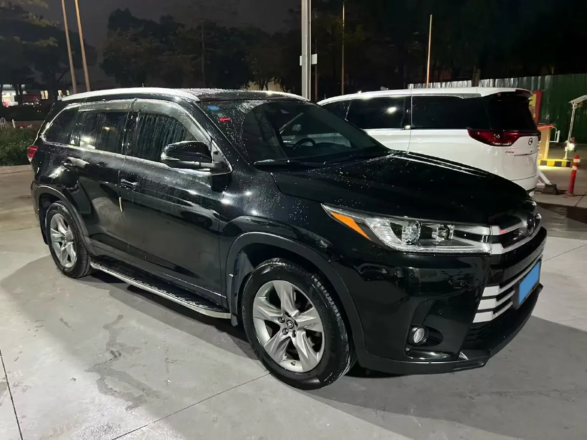 2021 Toyota Highlander 2.0T 220HP L4 6AT,autocango,china used car exporter,china ev exporter,chinese used car exporter,chinese used ev exporter