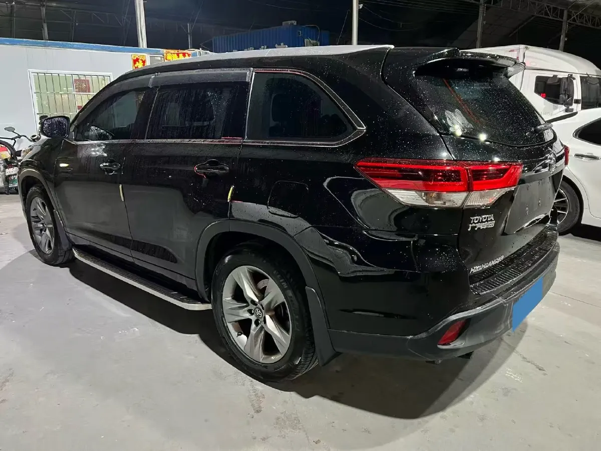 2021 Toyota Highlander 2.0T 220HP L4 6AT,autocango,china used car exporter,china ev exporter,chinese used car exporter,chinese used ev exporter