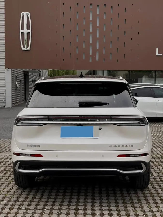2024 Lincoln Corsair 2.0T 261HP L4 8AT,autocango,china used car exporter,china ev exporter,chinese used car exporter,chinese used ev exporter