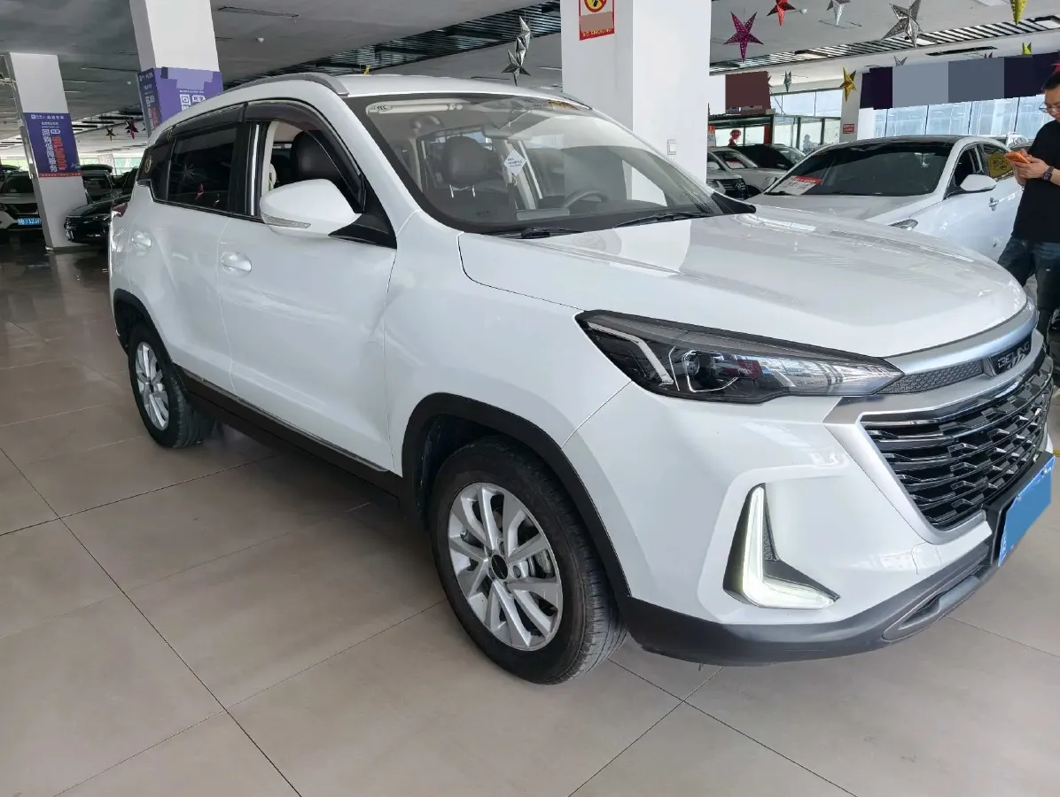 2019 BeiJing Auto X3 1.5T 150HP L4 6MT,autocango,china used car exporter,china ev exporter,chinese used car exporter,chinese used ev exporter