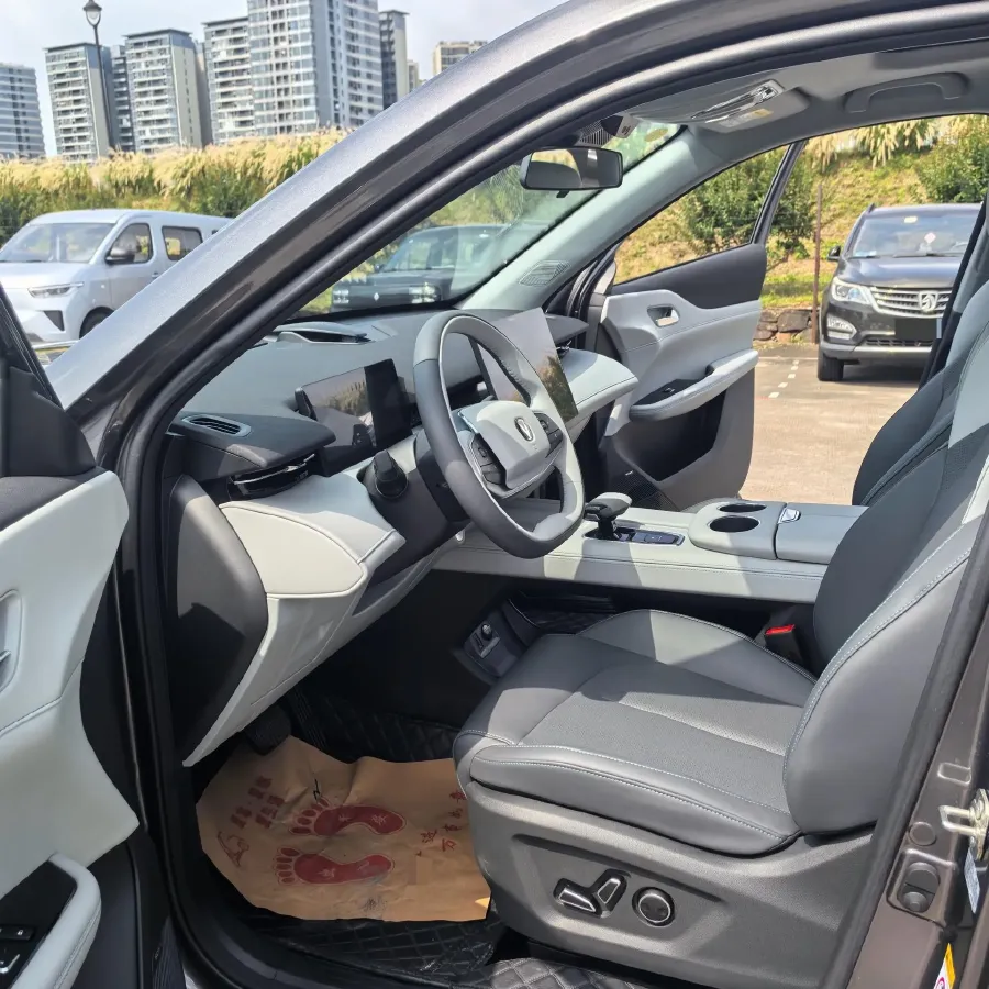 2025 ChangAn UNI-Z 1.5T 188HP L4 7DCT,autocango,china used car exporter,china ev exporter,chinese used car exporter,chinese used ev exporter