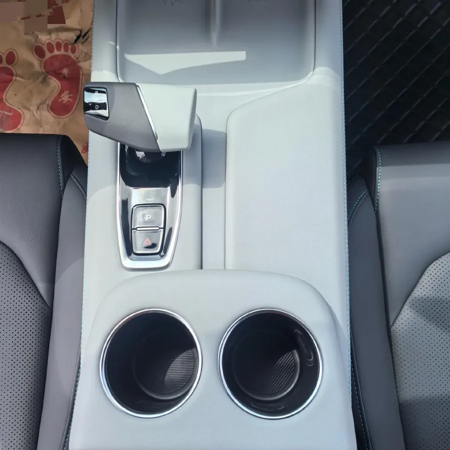 2025 ChangAn UNI-Z 1.5T 188HP L4 7DCT,autocango,china used car exporter,china ev exporter,chinese used car exporter,chinese used ev exporter
