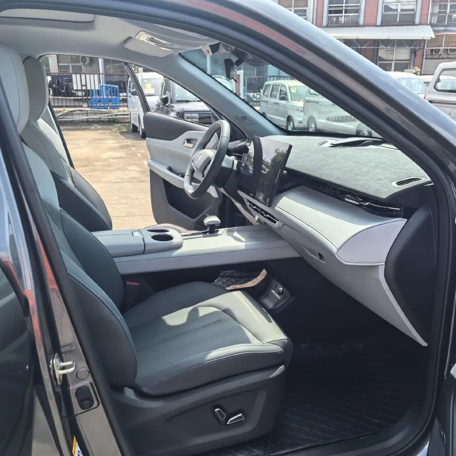 2025 ChangAn UNI-Z 1.5T 188HP L4 7DCT,autocango,china used car exporter,china ev exporter,chinese used car exporter,chinese used ev exporter