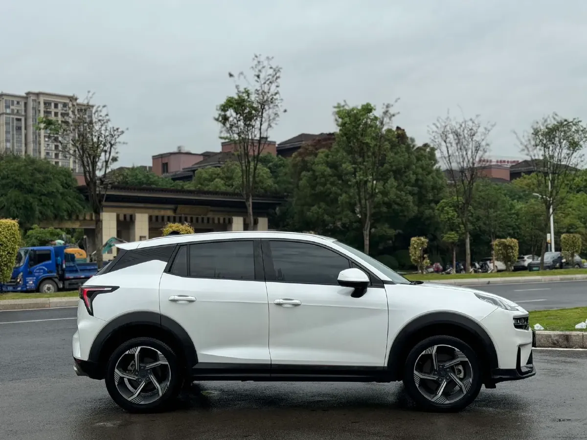2023 LYNK&CO 06 1.5T 181HP L4 7DCT,autocango,china used car exporter,china ev exporter,chinese used car exporter,chinese used ev exporter