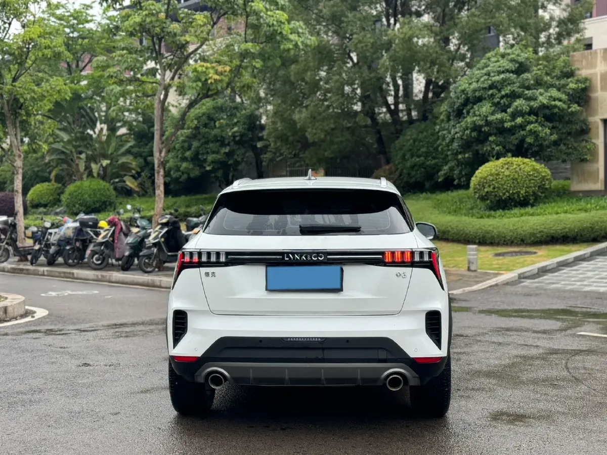2023 LYNK&CO 06 1.5T 181HP L4 7DCT,autocango,china used car exporter,china ev exporter,chinese used car exporter,chinese used ev exporter