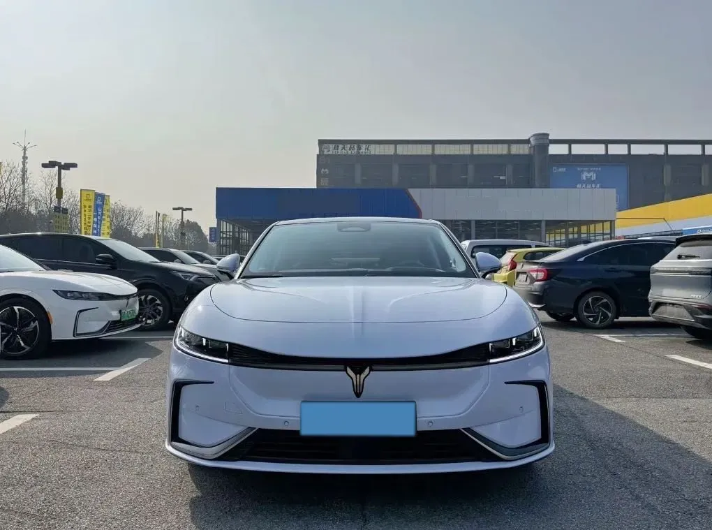 2023 Voyah ZhuiGuang BEV 82.11KWH,autocango,china used car exporter,china ev exporter,chinese used car exporter,chinese used ev exporter
