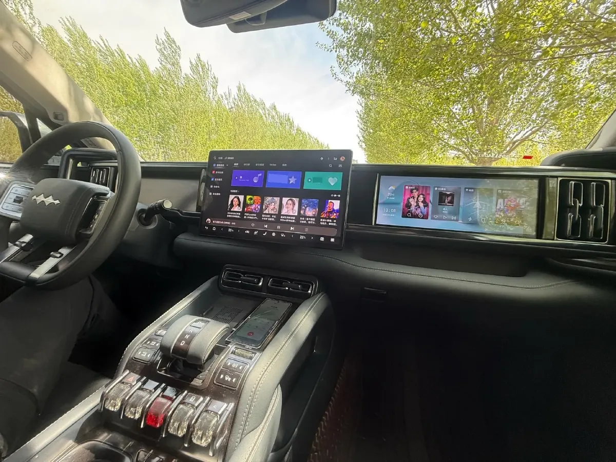 2025 FangChengBao Bao 5 1.5T 194HP L4 E-CVT PHEV,autocango,china used car exporter,china ev exporter,chinese used car exporter,chinese used ev exporter