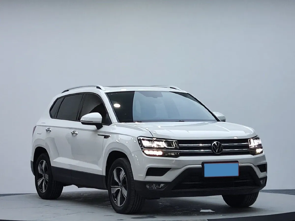 2022 Ford Transit 2.0T 202HP L4 6AT,autocango,china used car exporter,china ev exporter,chinese used car exporter,chinese used ev exporter