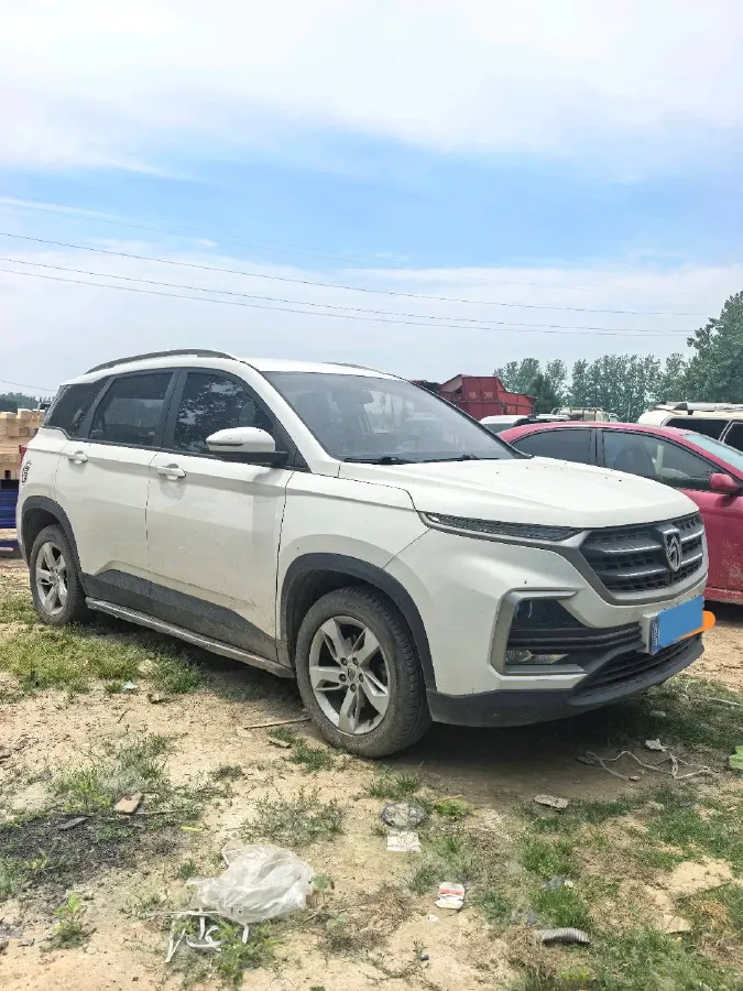 2018 BaoJun 530 1.5T 150HP L4 6MT,autocango,china used car exporter,china ev exporter,chinese used car exporter,chinese used ev exporter