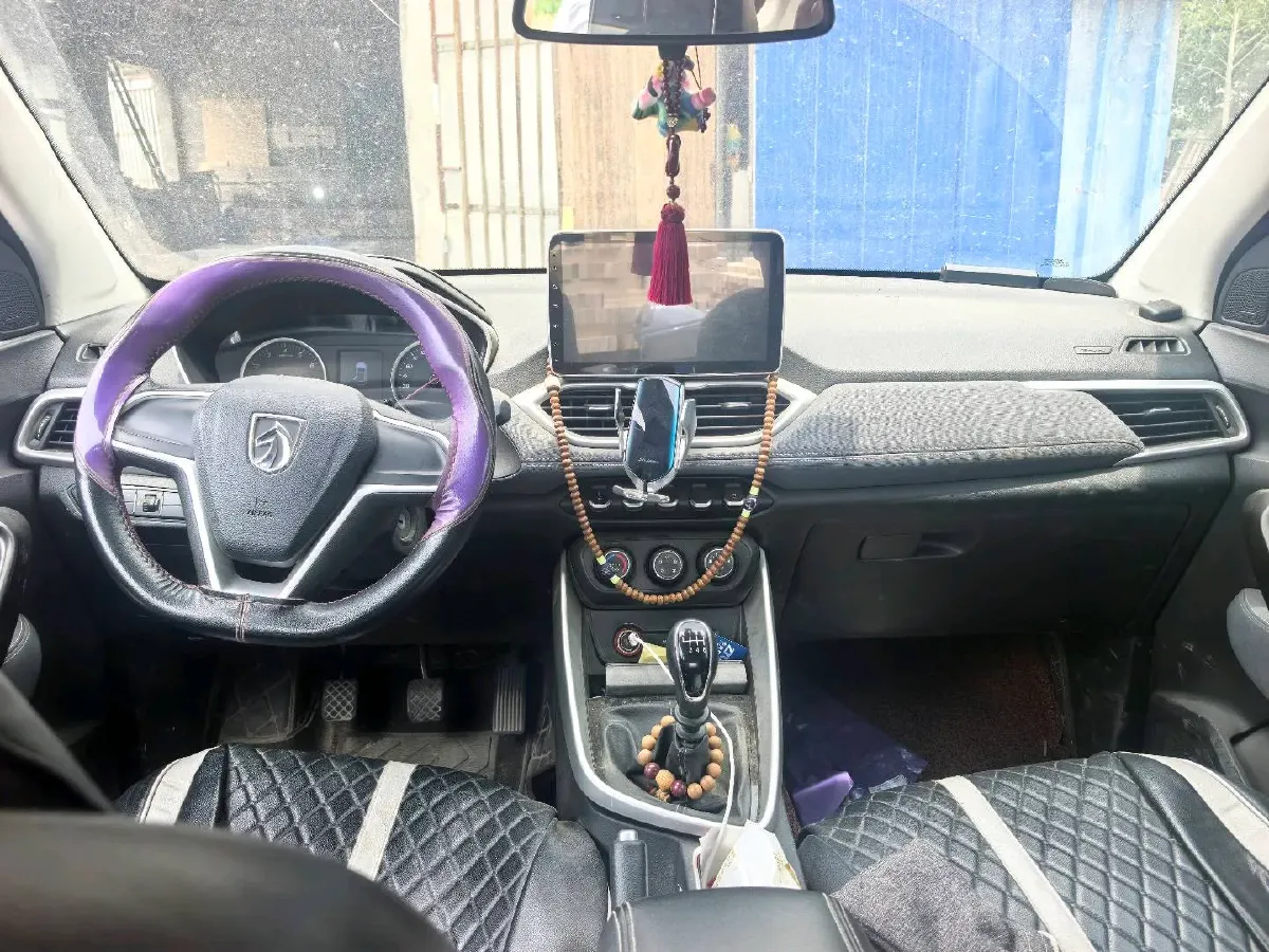 2018 BaoJun 530 1.5T 150HP L4 6MT,autocango,china used car exporter,china ev exporter,chinese used car exporter,chinese used ev exporter
