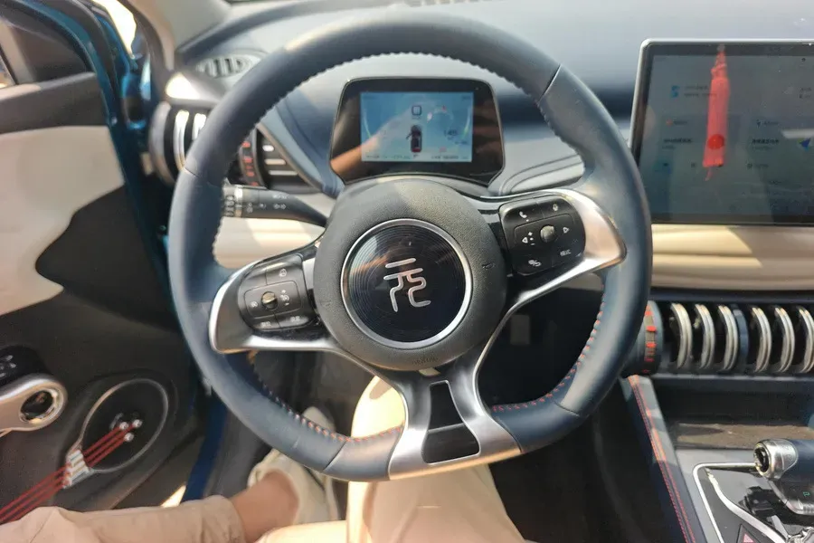 2022 Hycan Z03 BEV 64.23KWH,autocango,china used car exporter,china ev exporter,chinese used car exporter,chinese used ev exporter