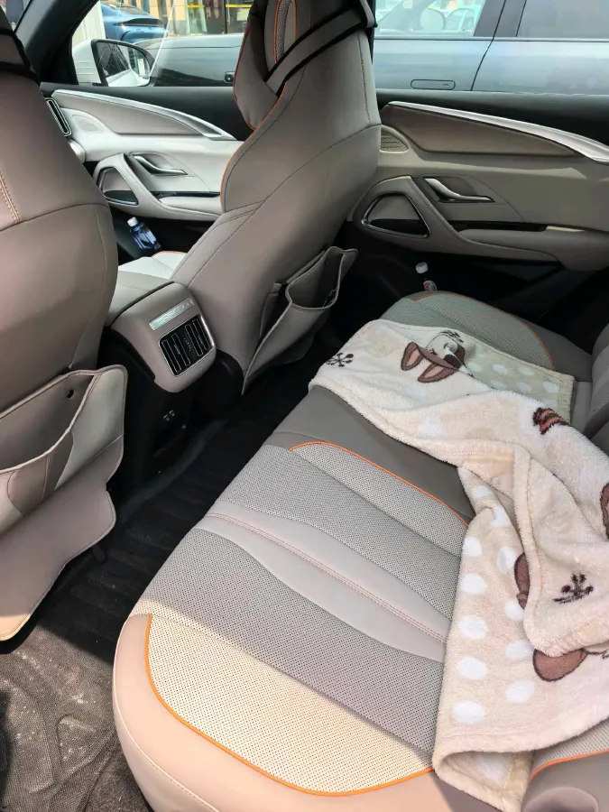 2024 BYD Song Pro 1.5L 110HP L4 E-CVT PHEV 18.3KWH,autocango,china used car exporter,china ev exporter,chinese used car exporter,chinese used ev exporter