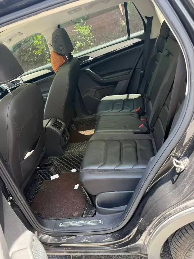 2019 Jeep Cherokee 2.0T 234HP L4 9AT,autocango,china used car exporter,china ev exporter,chinese used car exporter,chinese used ev exporter