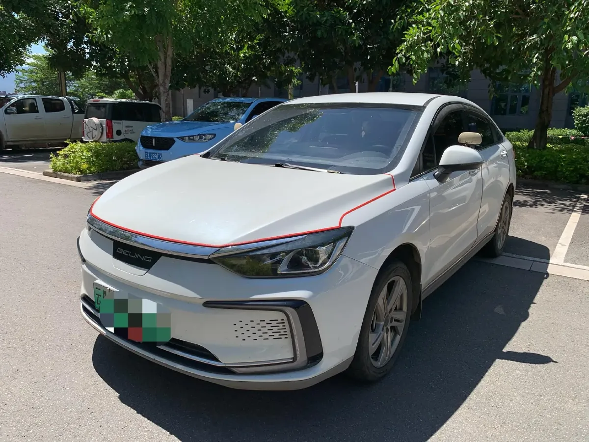 2022 Bestune B70 2.0T 224HP L4 6AT,autocango,china used car exporter,china ev exporter,chinese used car exporter,chinese used ev exporter