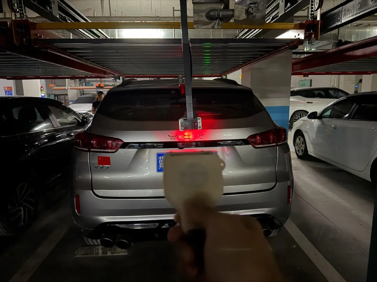 2017 WEY VV7 2.0T 234HP L4 7DCT,autocango,china used car exporter,china ev exporter,chinese used car exporter,chinese used ev exporter