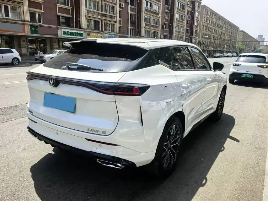 2024 ChangAn UNI-Z 1.5L 98HP L4 E-CVT PHEV 18.4KWH,autocango,china used car exporter,china ev exporter,chinese used car exporter,chinese used ev exporter