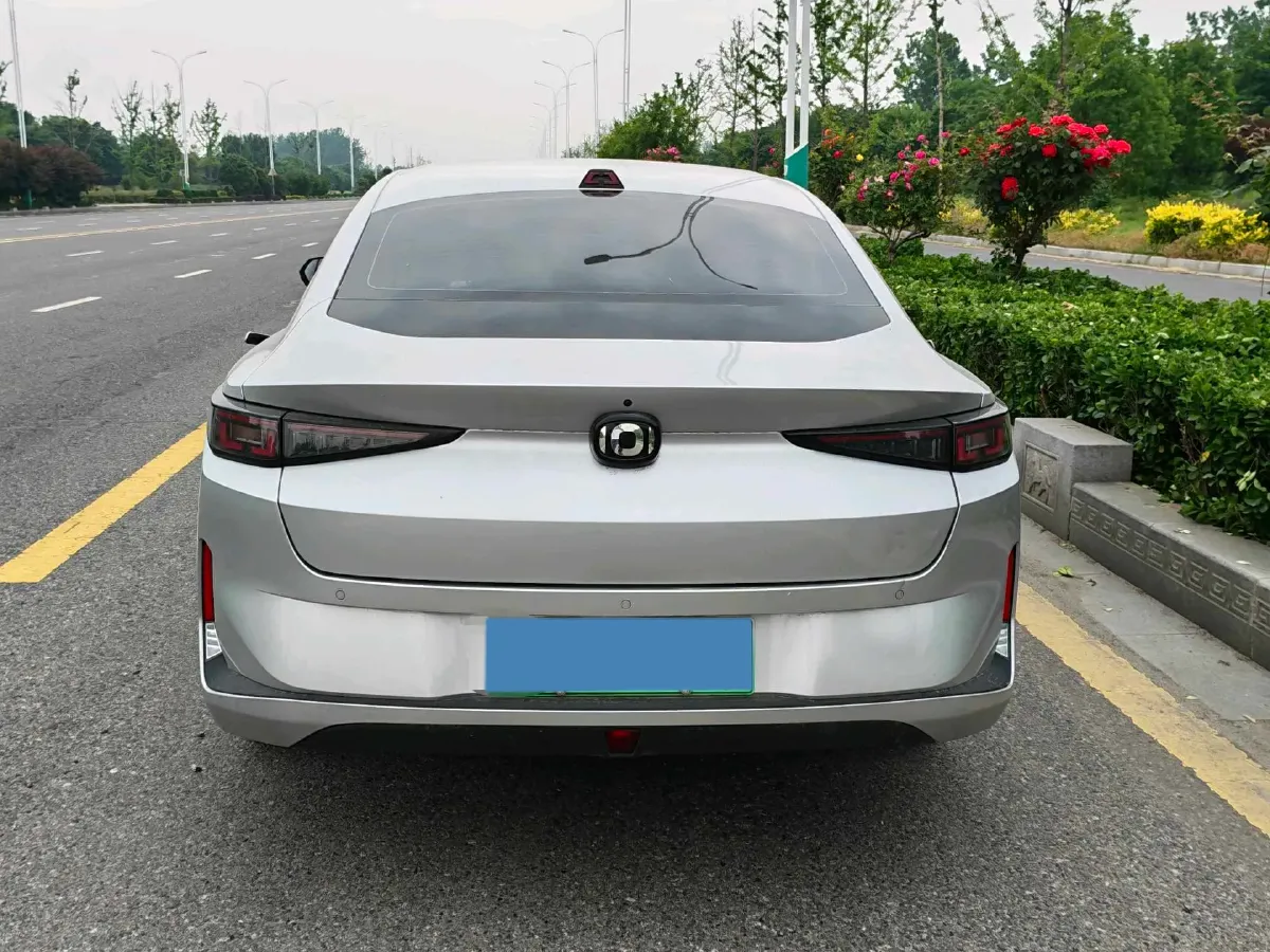 2024 ChangAn QiYuan A05 1.5L 110HP L4 E-CVT PHEV 18.99KWH,autocango,china used car exporter,china ev exporter,chinese used car exporter,chinese used ev exporter