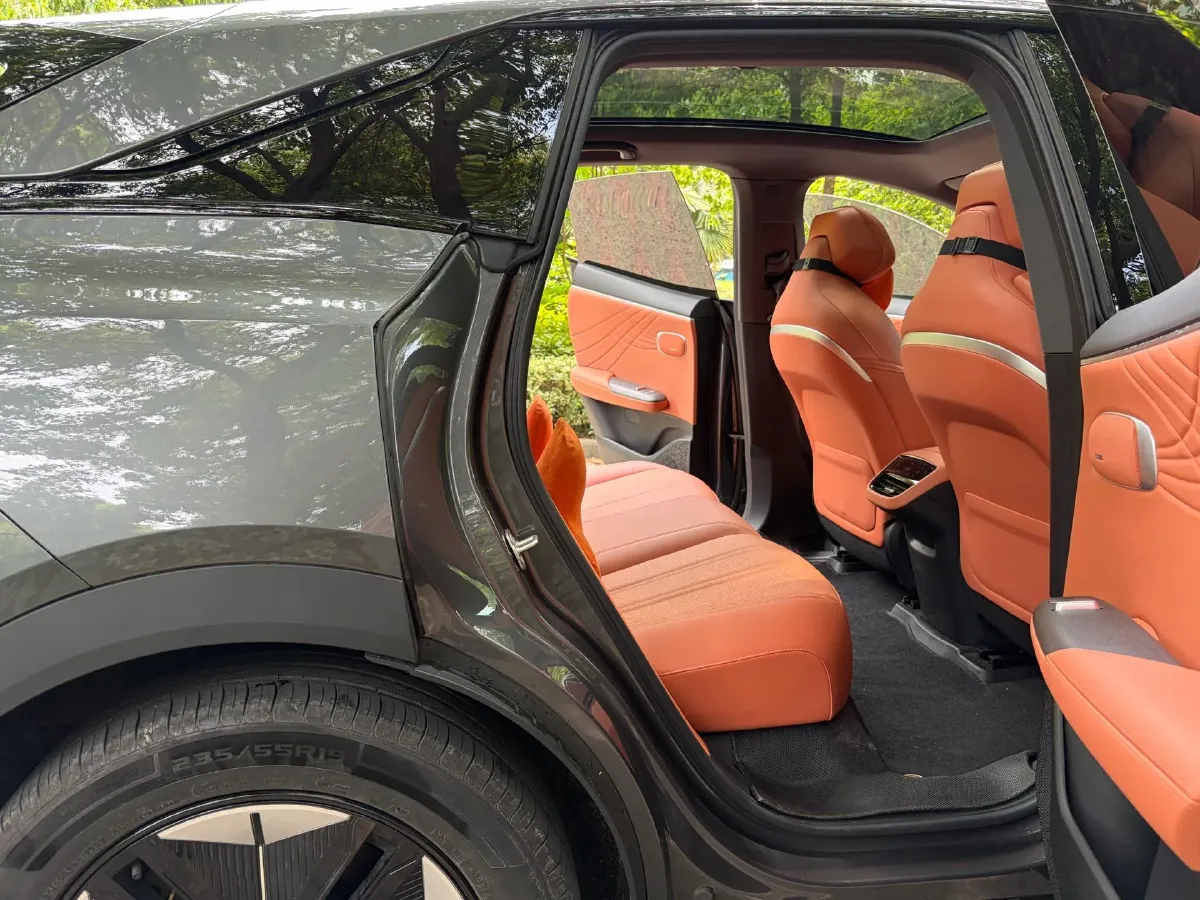 2025 Deepal S07 BEV 68.82KWH,autocango,china used car exporter,china ev exporter,chinese used car exporter,chinese used ev exporter