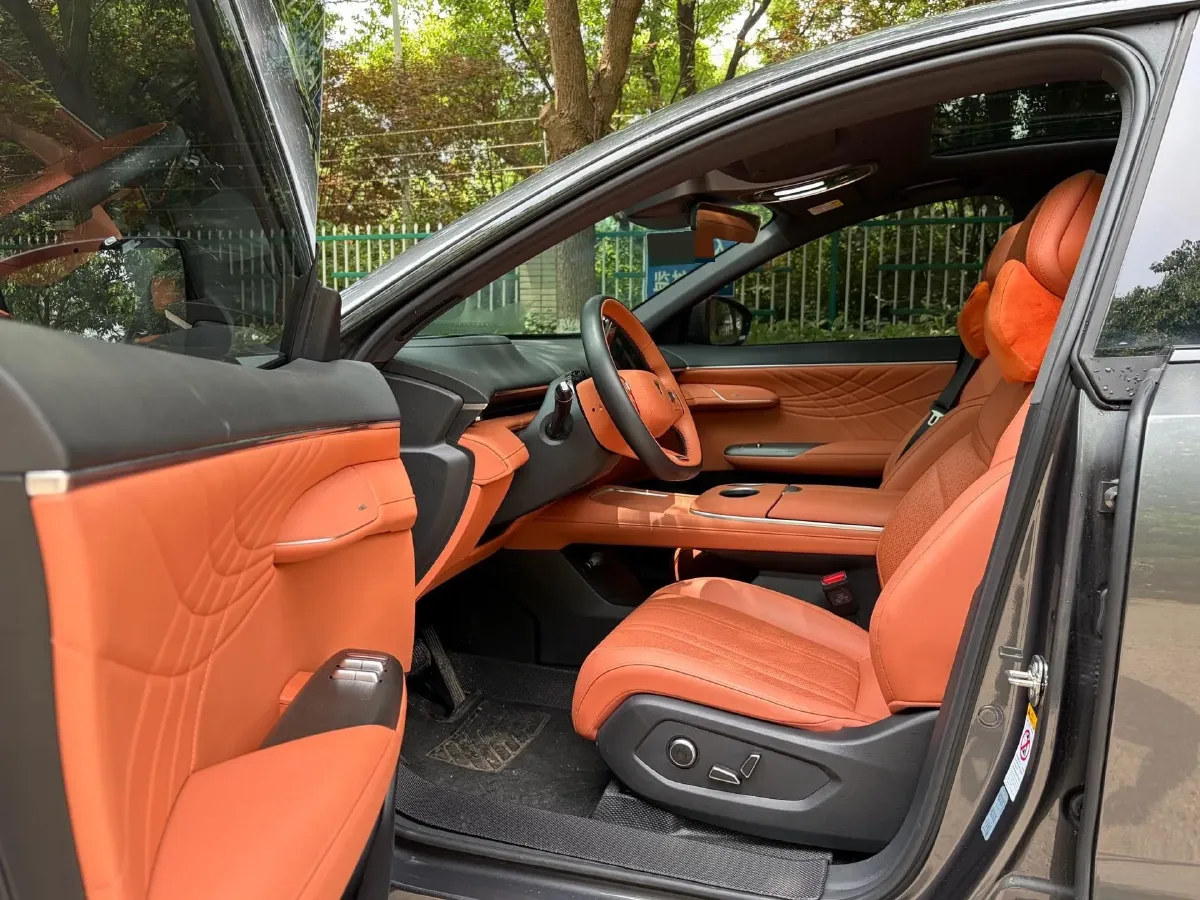 2025 Deepal S07 BEV 68.82KWH,autocango,china used car exporter,china ev exporter,chinese used car exporter,chinese used ev exporter