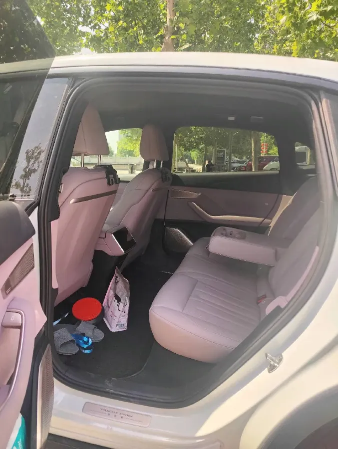 2024 ONVO L60 BEV 60KWH,autocango,china used car exporter,china ev exporter,chinese used car exporter,chinese used ev exporter