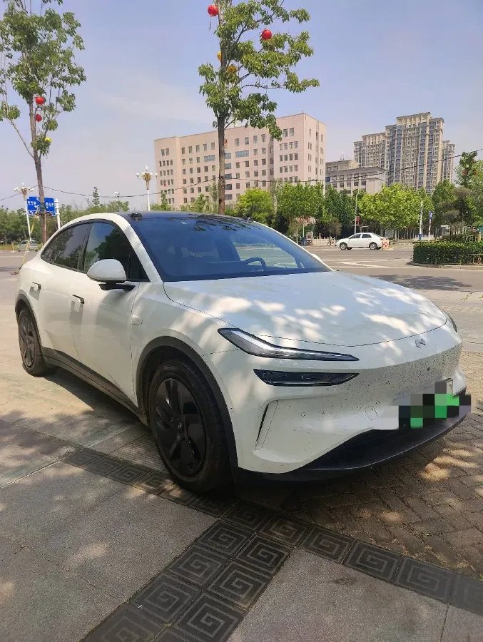 2024 ONVO L60 BEV 60KWH,autocango,china used car exporter,china ev exporter,chinese used car exporter,chinese used ev exporter