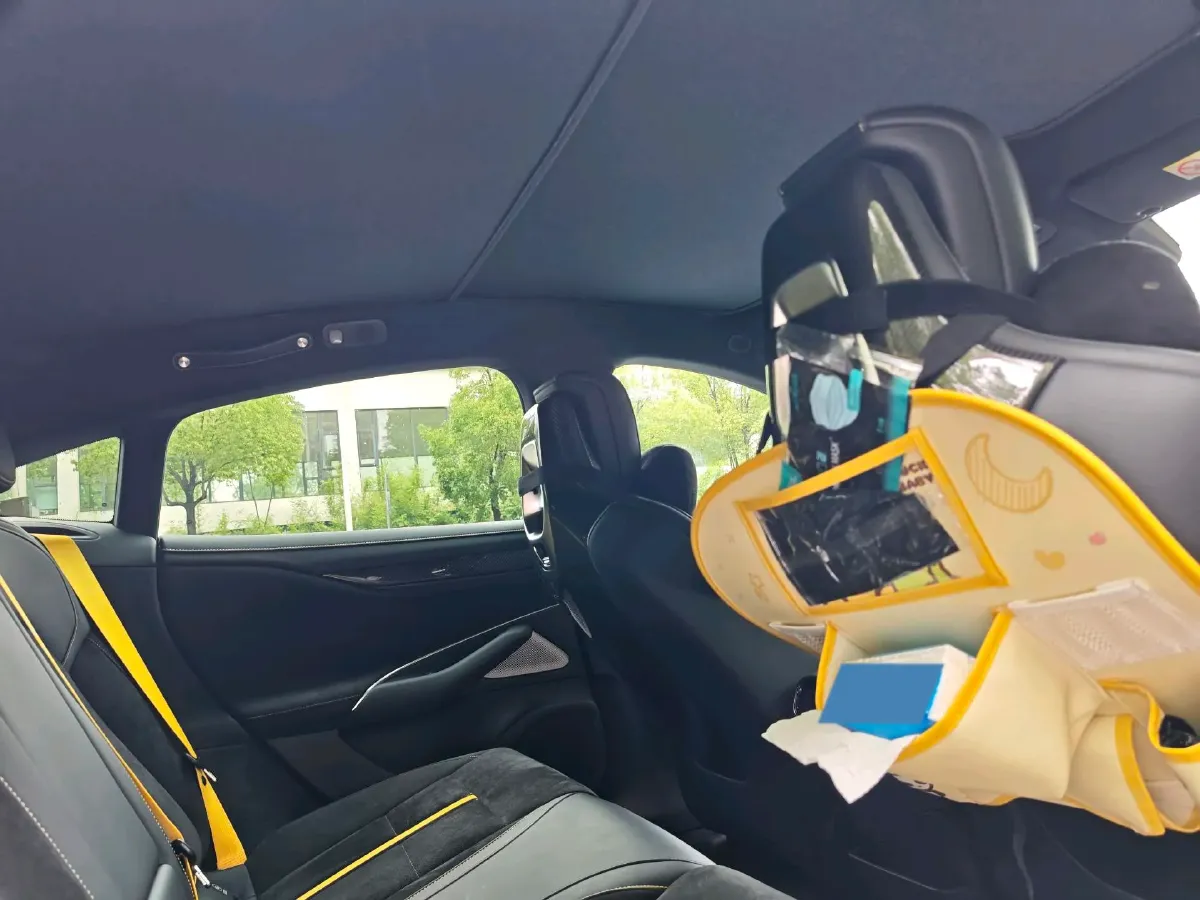 2025 MI SU7 Ultra BEV 93.7KWH,autocango,china used car exporter,china ev exporter,chinese used car exporter,chinese used ev exporter