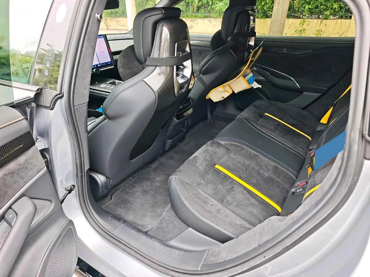 2025 MI SU7 Ultra BEV 93.7KWH,autocango,china used car exporter,china ev exporter,chinese used car exporter,chinese used ev exporter