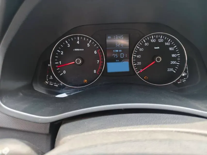2017 FAW Senia R7 1.6L 116HP L4 6AT,autocango,china used car exporter,china ev exporter,chinese used car exporter,chinese used ev exporter