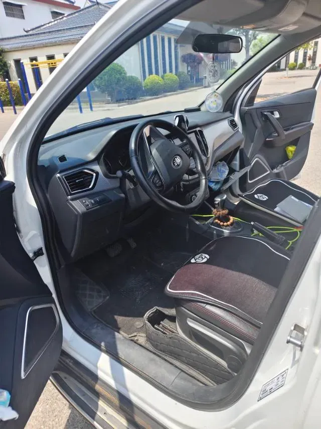 2017 FAW Senia R7 1.6L 116HP L4 6AT,autocango,china used car exporter,china ev exporter,chinese used car exporter,chinese used ev exporter