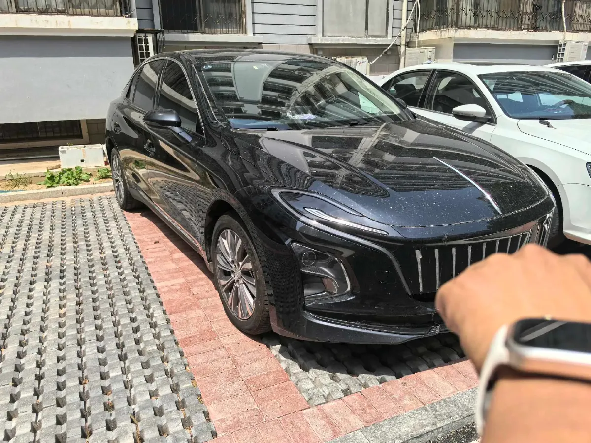 2023 HongQi E-QM5 BEV 82KWH,autocango,china used car exporter,china ev exporter,chinese used car exporter,chinese used ev exporter