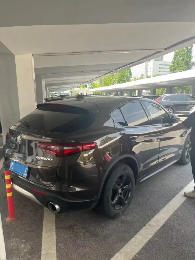 2017 Lexus NX 2.0T 238HP L4 6AT,autocango,china used car exporter,china ev exporter,chinese used car exporter,chinese used ev exporter