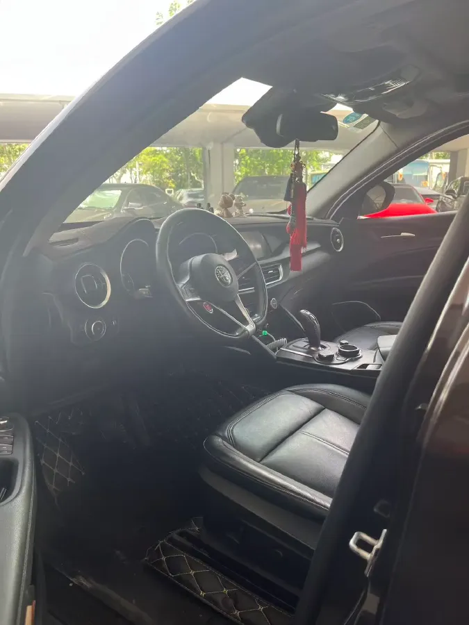2017 Lexus NX 2.0T 238HP L4 6AT,autocango,china used car exporter,china ev exporter,chinese used car exporter,chinese used ev exporter