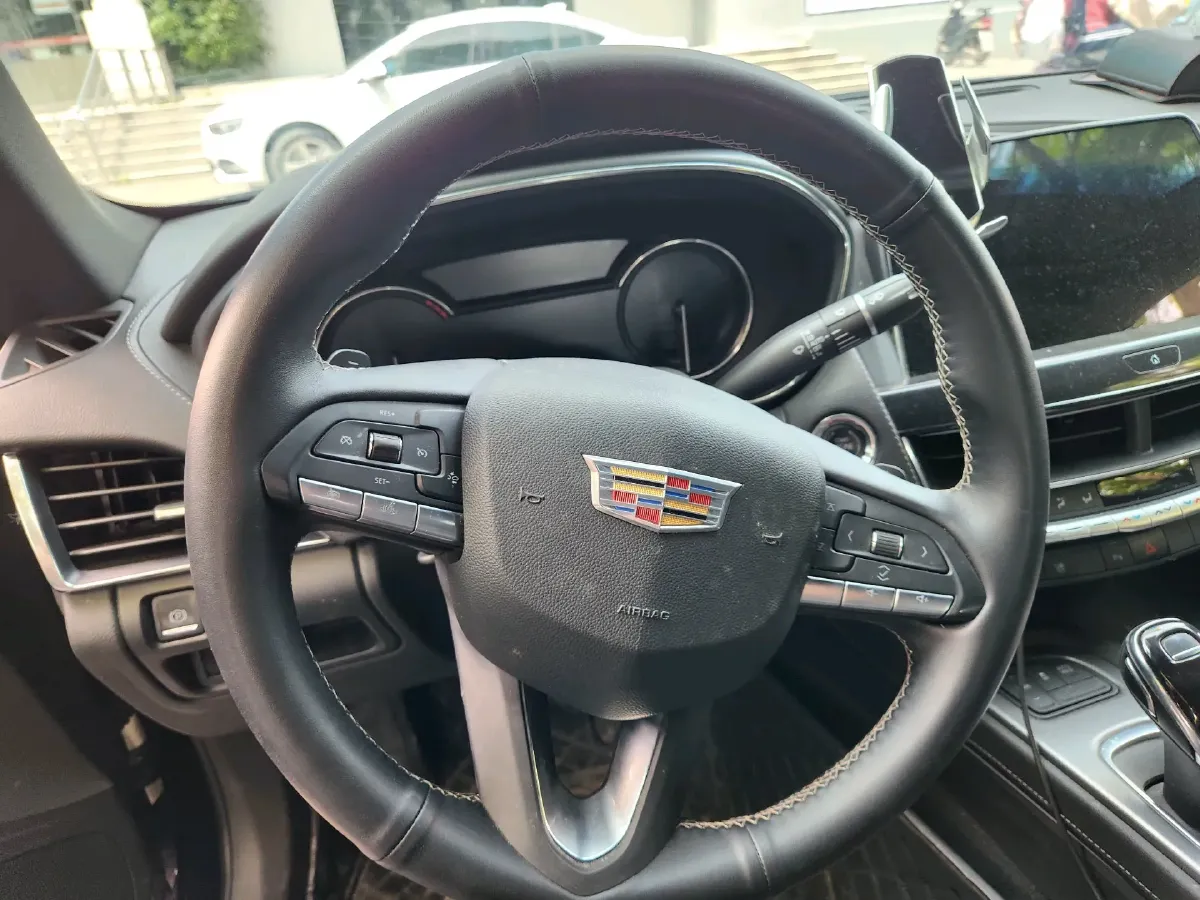2022 Cadillac CT5 2.0T 237HP L4 10AT,autocango,china used car exporter,china ev exporter,chinese used car exporter,chinese used ev exporter