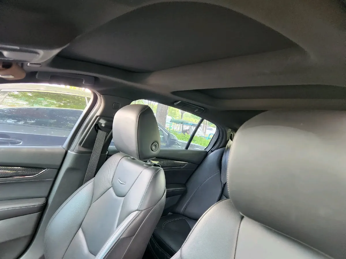 2022 Cadillac CT5 2.0T 237HP L4 10AT,autocango,china used car exporter,china ev exporter,chinese used car exporter,chinese used ev exporter