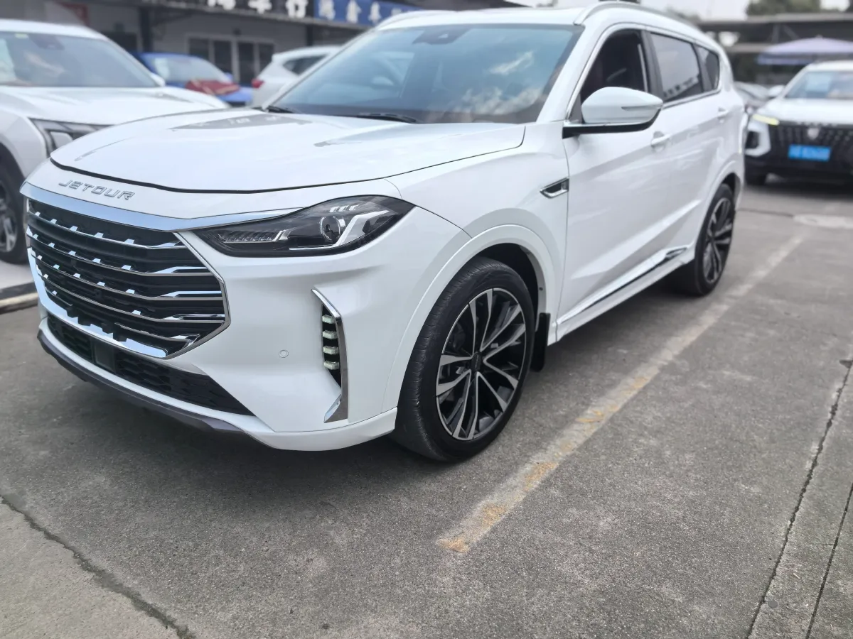 2021 Chery Tiggo 8 Plus 1.6T 197HP L4 7DCT,autocango,china used car exporter,china ev exporter,chinese used car exporter,chinese used ev exporter