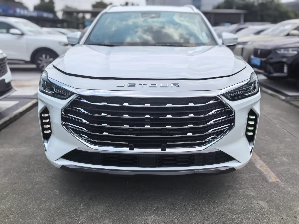 2021 Chery Tiggo 8 Plus 1.6T 197HP L4 7DCT,autocango,china used car exporter,china ev exporter,chinese used car exporter,chinese used ev exporter