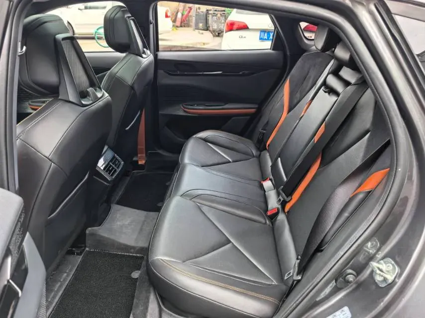 2022 ChangAn UNI-V 1.5T 188HP L4 7DCT,autocango,china used car exporter,china ev exporter,chinese used car exporter,chinese used ev exporter