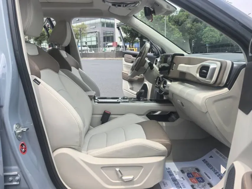2020 Geely ICON 1.5T 177HP L3 7DCT,autocango,china used car exporter,china ev exporter,chinese used car exporter,chinese used ev exporter