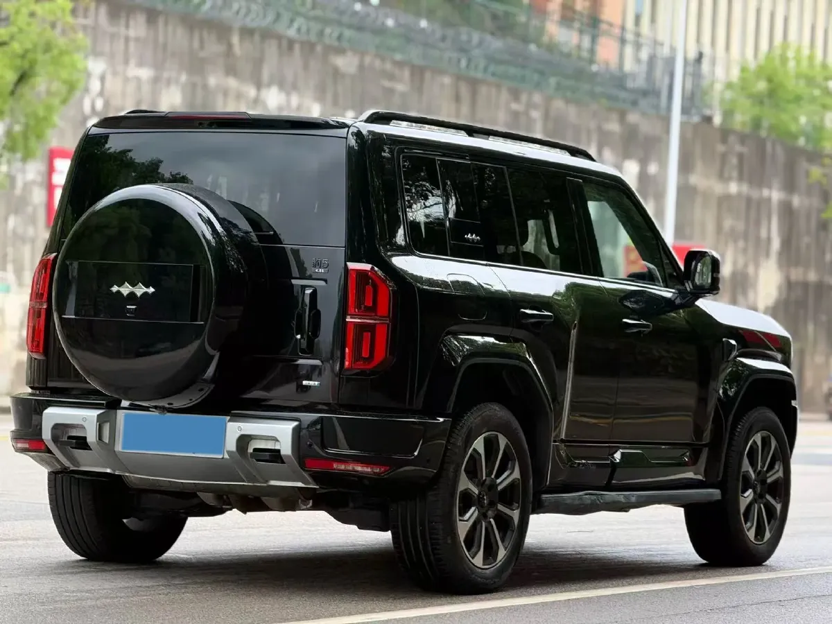 2025 FangChengBao Bao 5 1.5T 194HP L4 E-CVT PHEV 31.8KWH,autocango,china used car exporter,china ev exporter,chinese used car exporter,chinese used ev exporter