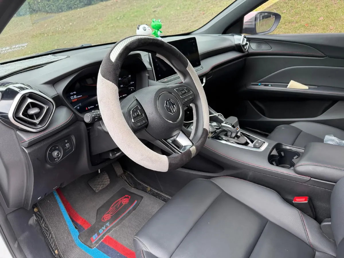 2025 MG 5 1.5T 181HP L4 7DCT,autocango,china used car exporter,china ev exporter,chinese used car exporter,chinese used ev exporter