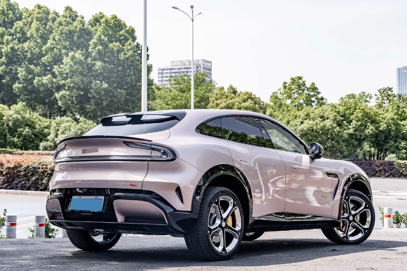 2025 MI YU7 BEV 101.7KWH,autocango,china used car exporter,china ev exporter,chinese used car exporter,chinese used ev exporter