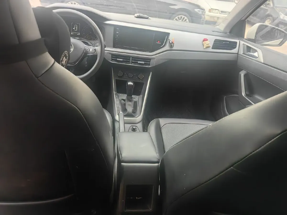 2021 Haval H6 1.5T 169HP L4 7DCT,autocango,china used car exporter,china ev exporter,chinese used car exporter,chinese used ev exporter