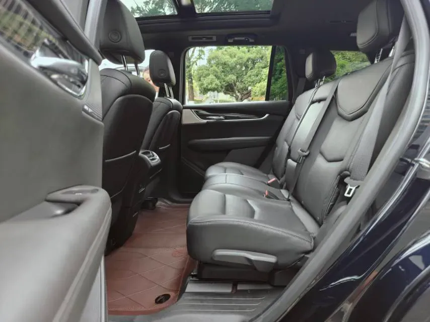 2022 Cadillac XT6 2.0T 237HP L4 9AT,autocango,china used car exporter,china ev exporter,chinese used car exporter,chinese used ev exporter