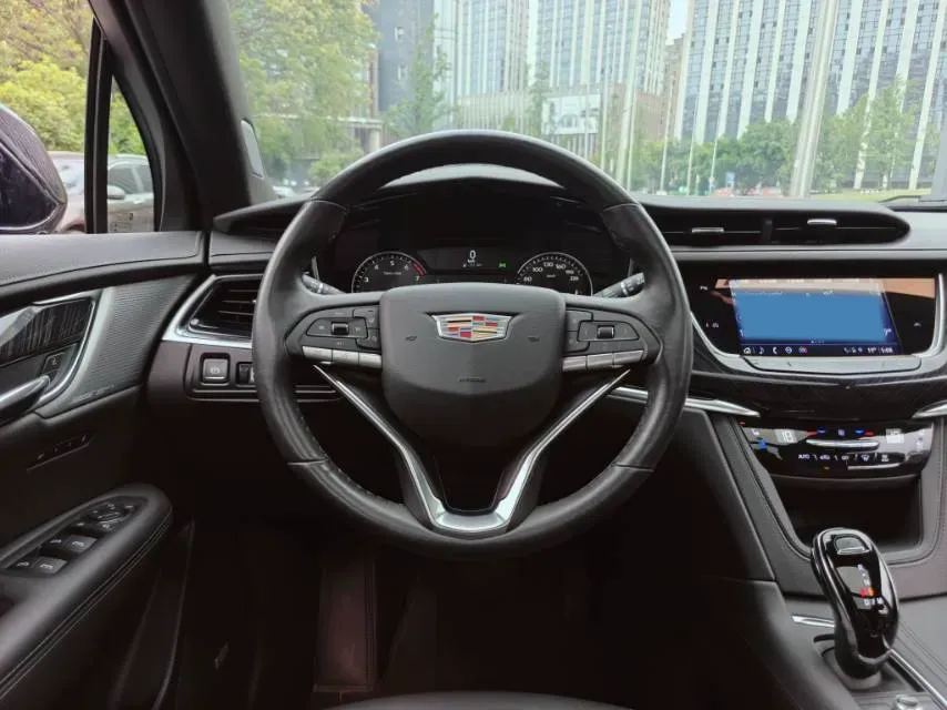 2022 Cadillac XT6 2.0T 237HP L4 9AT,autocango,china used car exporter,china ev exporter,chinese used car exporter,chinese used ev exporter