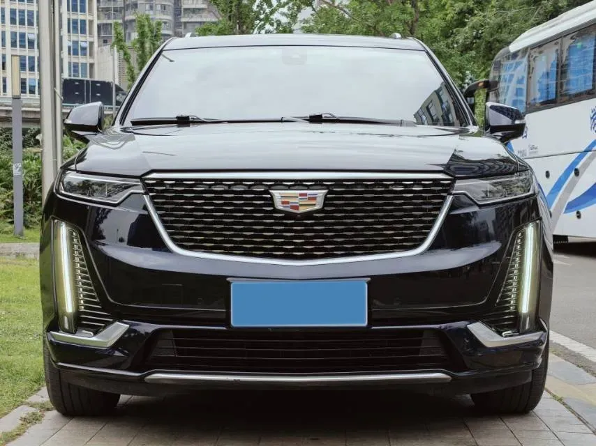 2022 Cadillac XT6 2.0T 237HP L4 9AT,autocango,china used car exporter,china ev exporter,chinese used car exporter,chinese used ev exporter